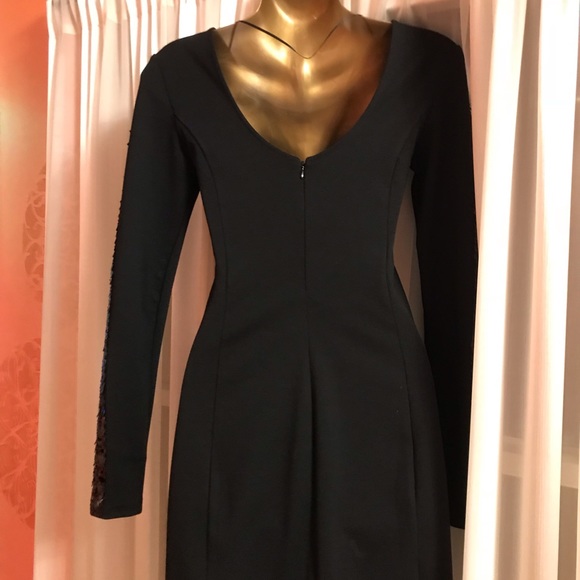 Sexy long sleeve black dress for Holidays 🎉🎊 - Picture 5 of 7
